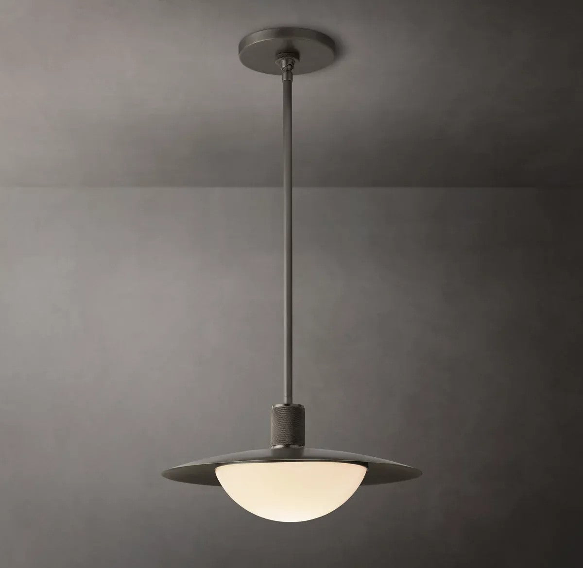 Kellan Round Pendant