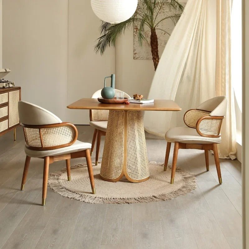 Abies Dining Table